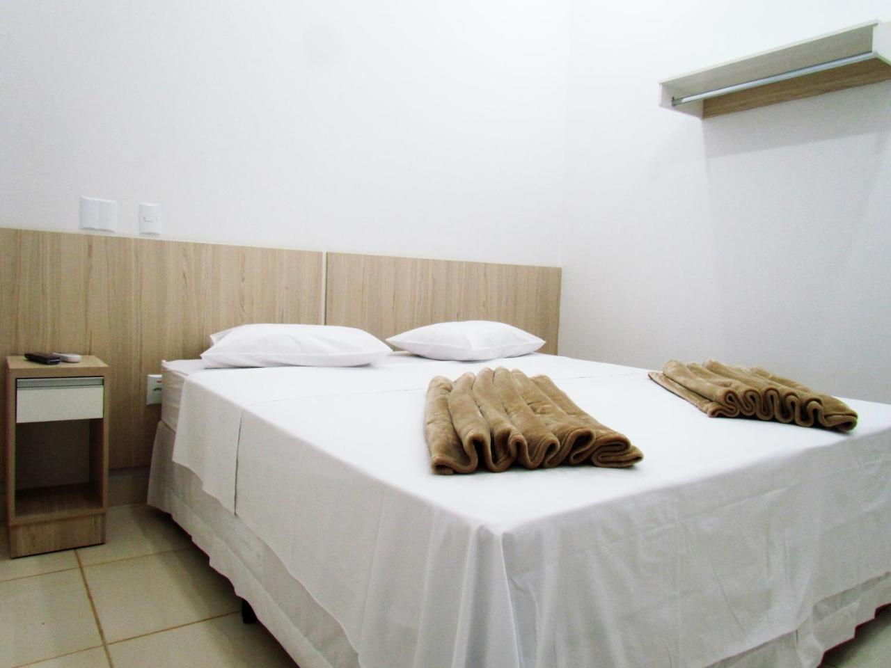 Hotel Oliveiras Trindade  Ngoại thất bức ảnh